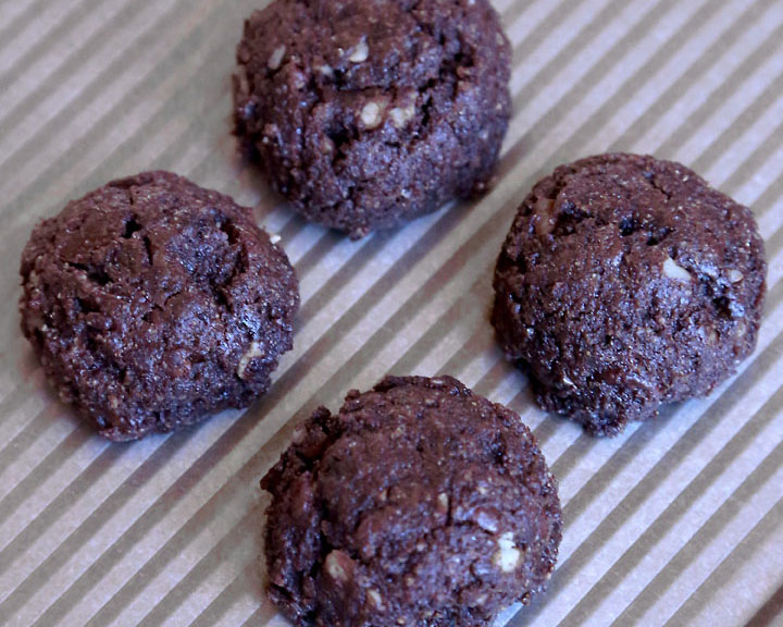 Chunky Chocolate Cookies with Heirloom Wheat