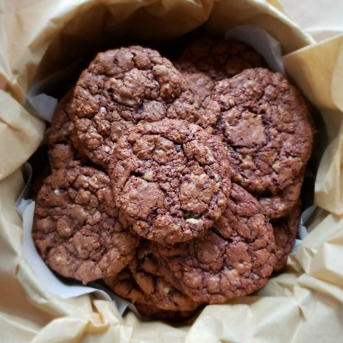 Einkorn Chocolate Mint Chunk Cookies (with Sourdough)