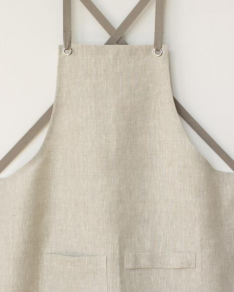 The Best Cross-Back Linen Aprons You Can Buy — 2020
