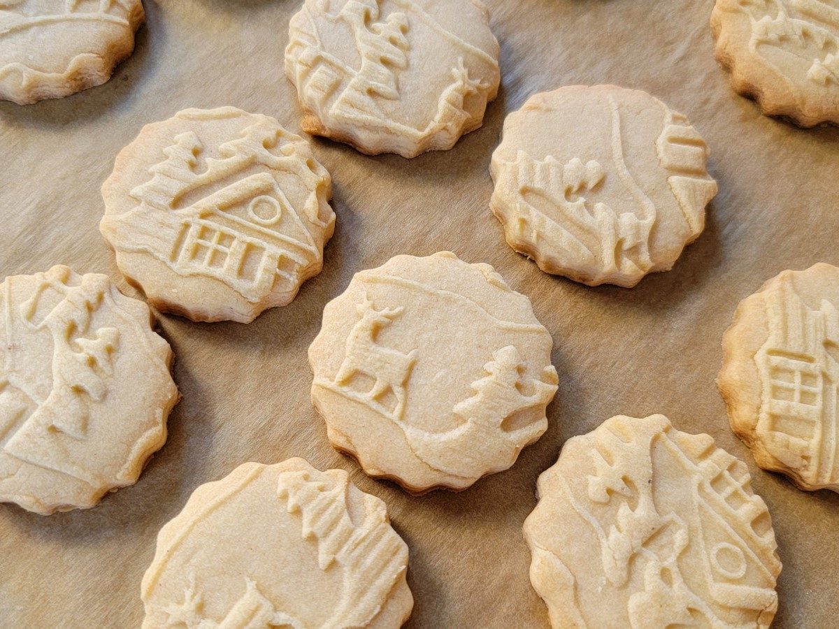 Spiced Embossed Shortbread Cookies – Breadtopia