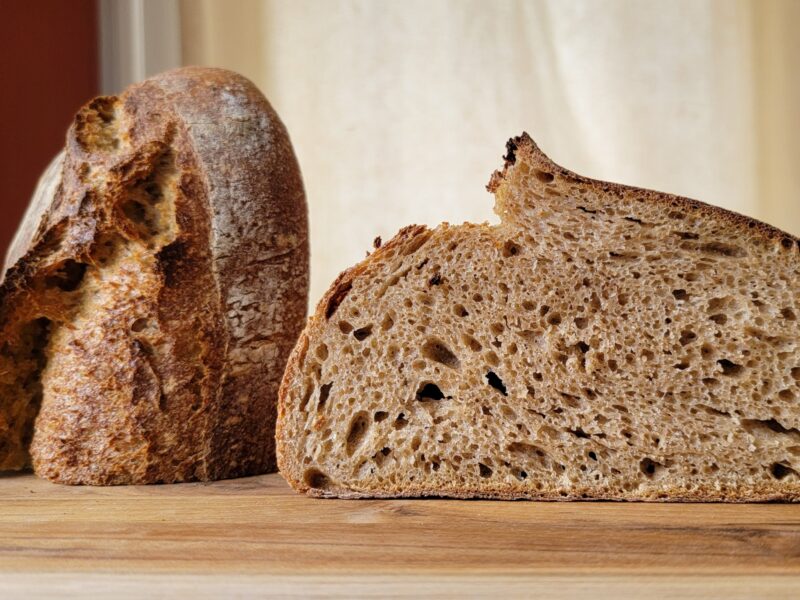 Desembrood (Whole Grain Sourdough Bread)